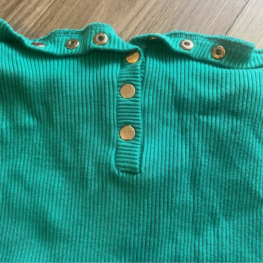 Fashion Nova Green Ribbed Top with Gold Buttons